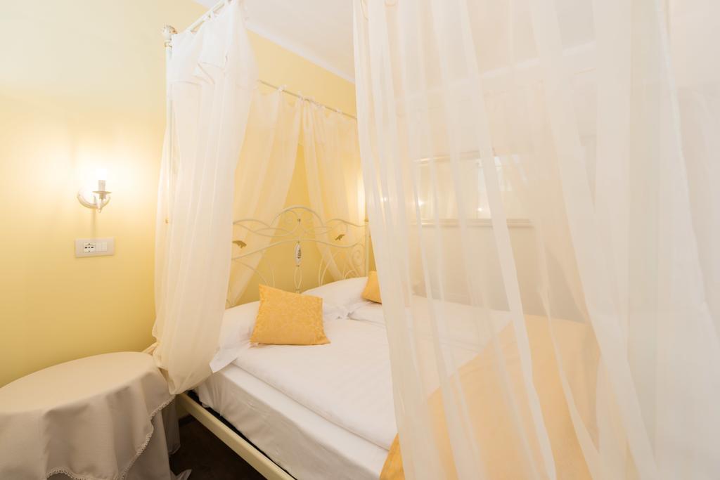 Locanda Fassa Brenzone sul Garda Værelse billede